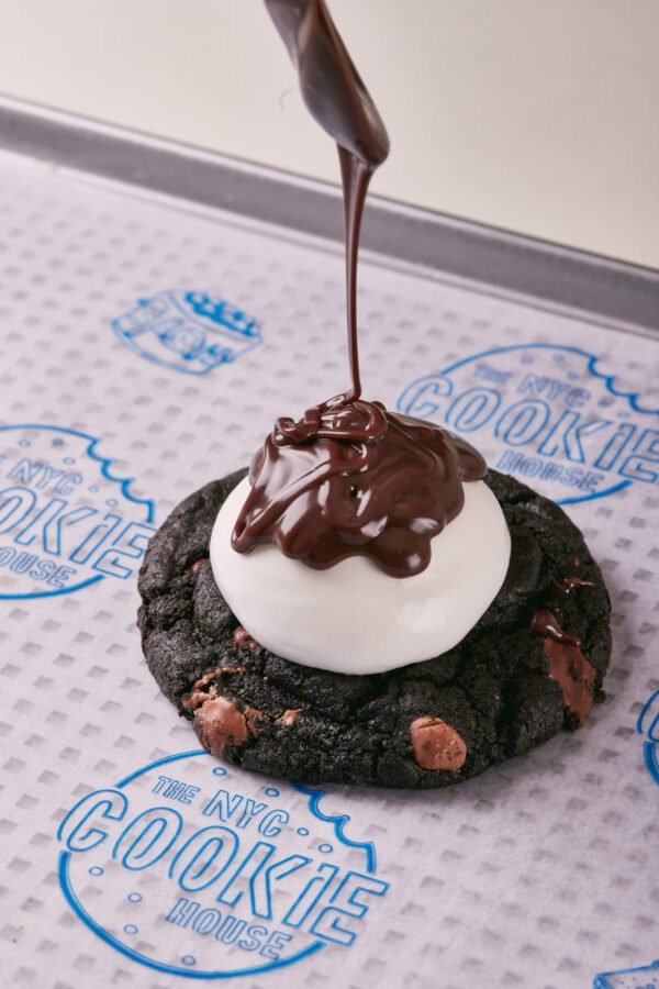 Reini's Chocolate Marshmallow - Image 2